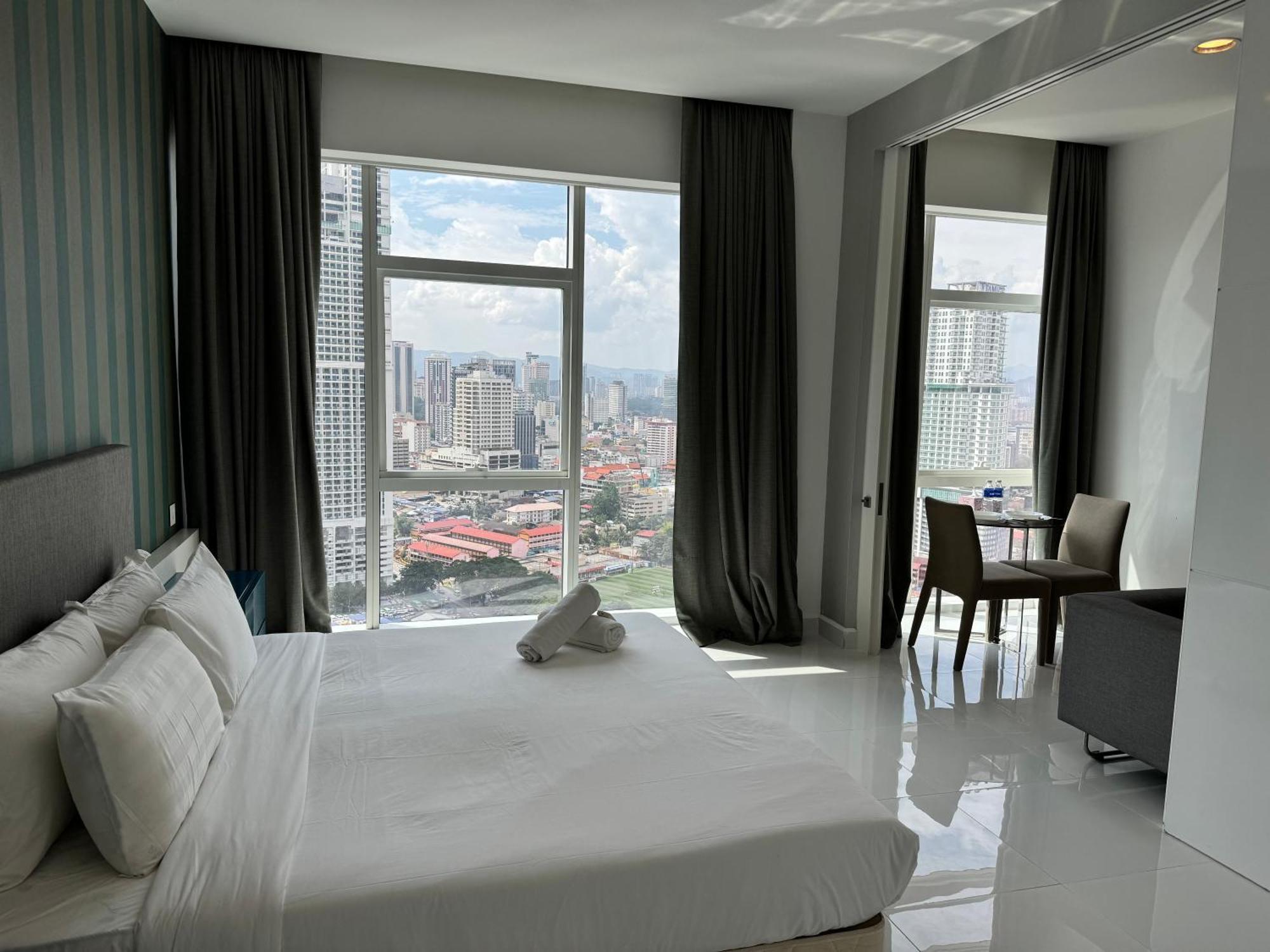 The Platinum Klcc By Garden Suites Kuala Lumpur Exterior photo